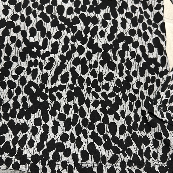 BRIGGS NEW YORK Black & Sliver/ gray Patterned Faux Layered Blouse Top, S - Picture 5 of 7